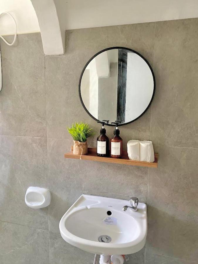 New Modern Suite Near Airport & Beach Sudtungan Exterior foto